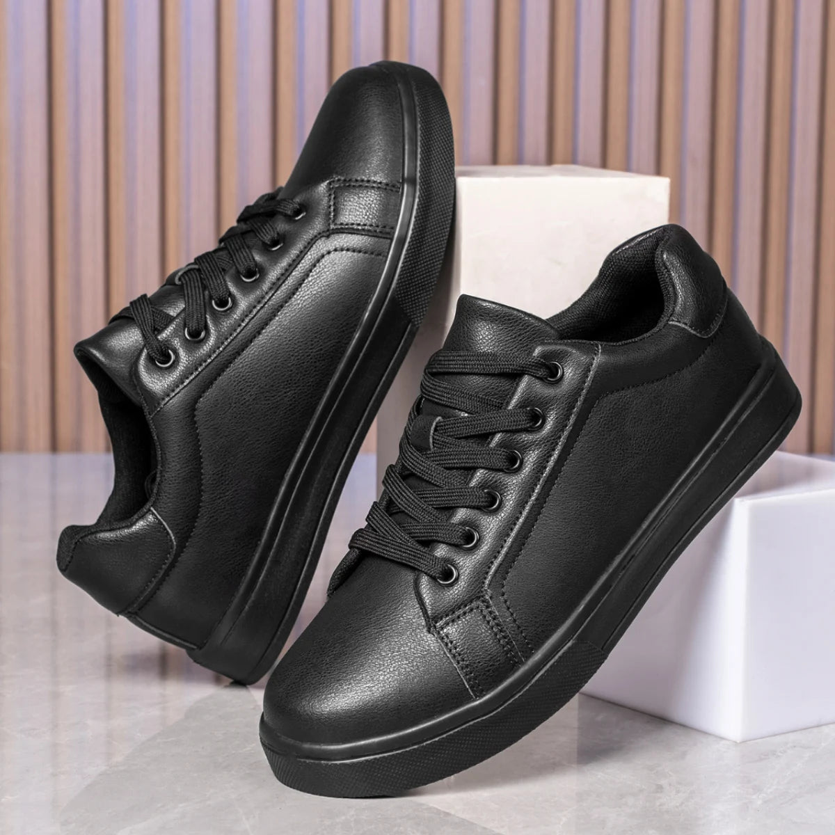 Men’s Leather Casual Sneakers