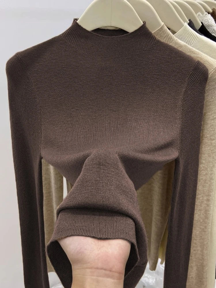 Women’s 2025 Slim Turtleneck Pullover