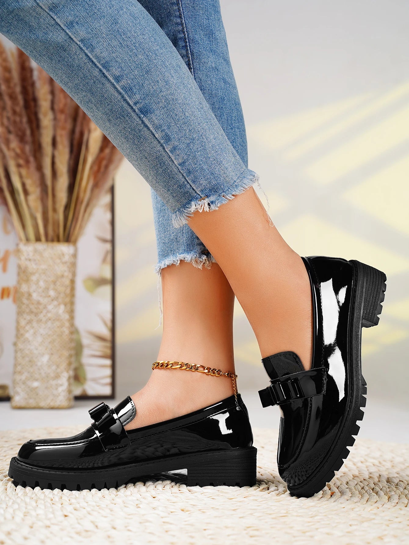 Retro Round Toe Mary Jane Heels