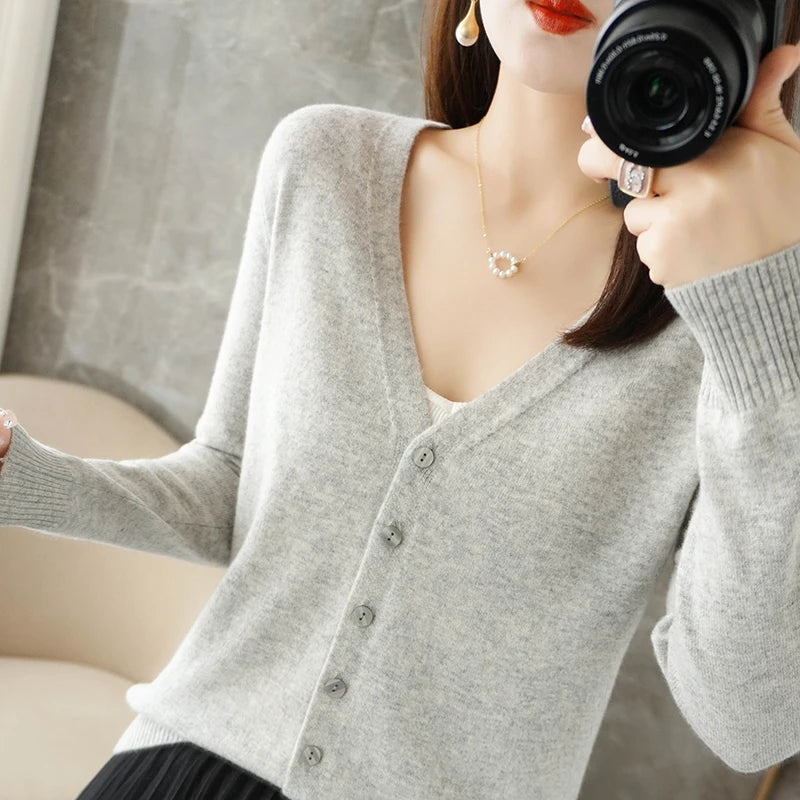 Women’s V-Neck Loose Sweater Cardigan