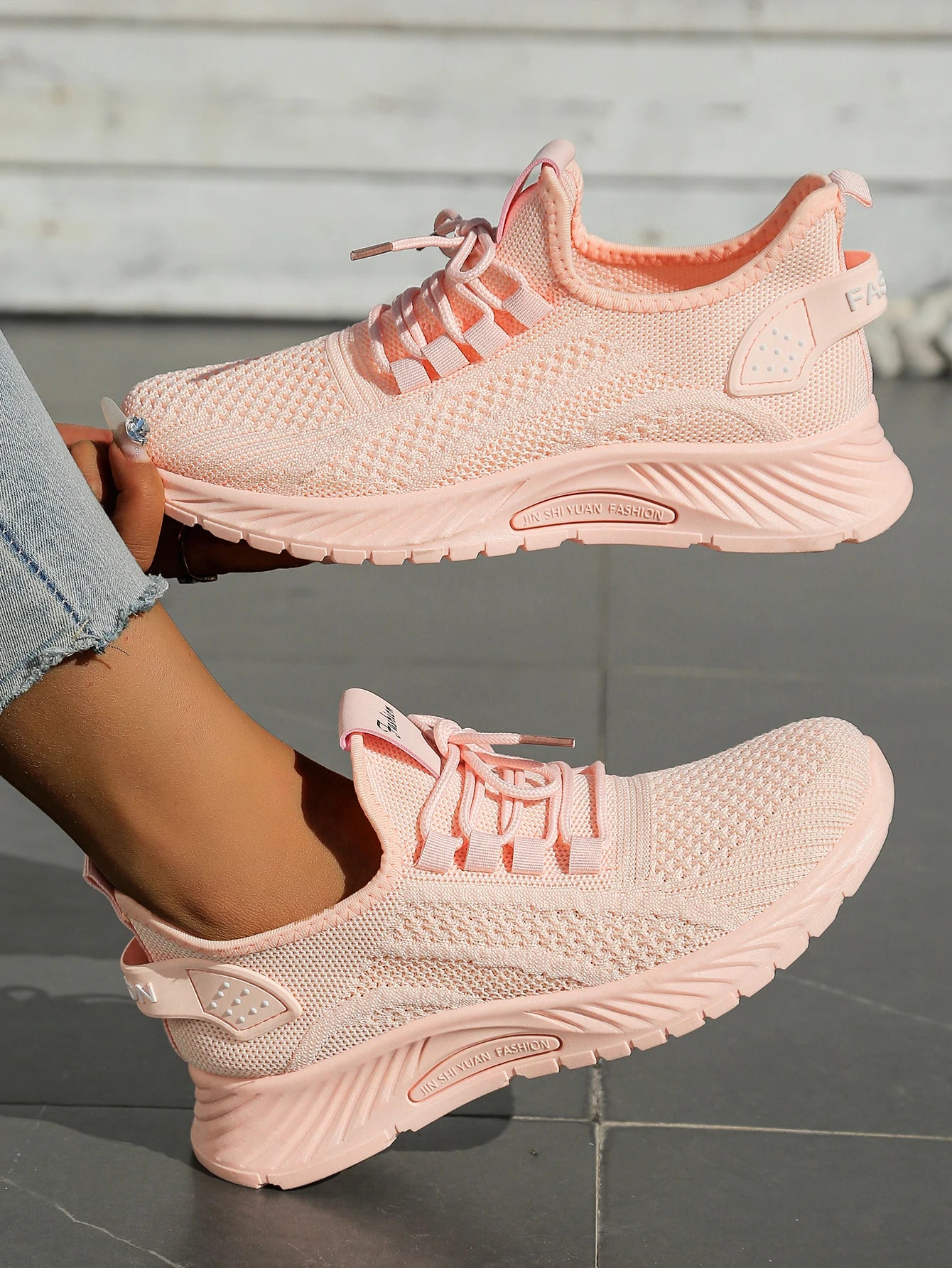 Women's Fly Weaving Casual Sneakers Fall 2025 New Fashion