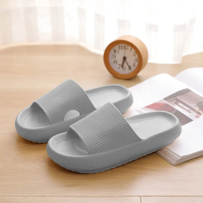Women’s 2025 Thick Platform Cloud Slides